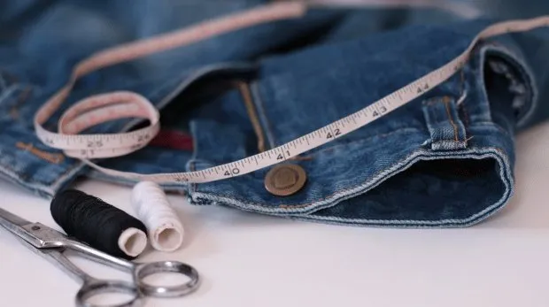 Vermark Levis Kauman: Artistic Touches for Your Wardrobe in Cilacap